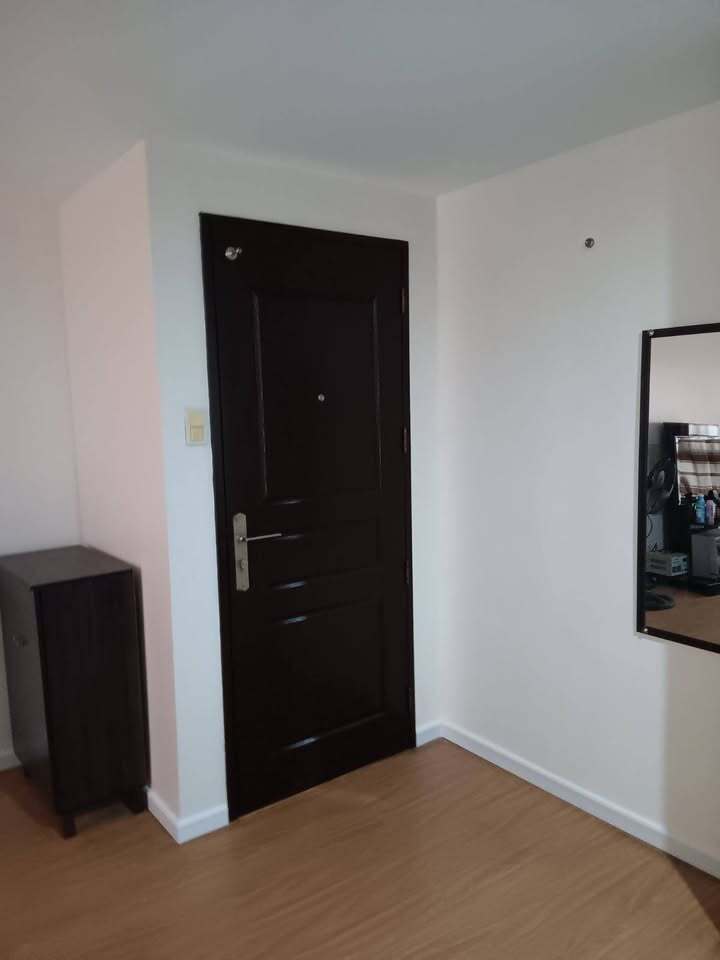 Newly Renovated Fully Furnished Apartment