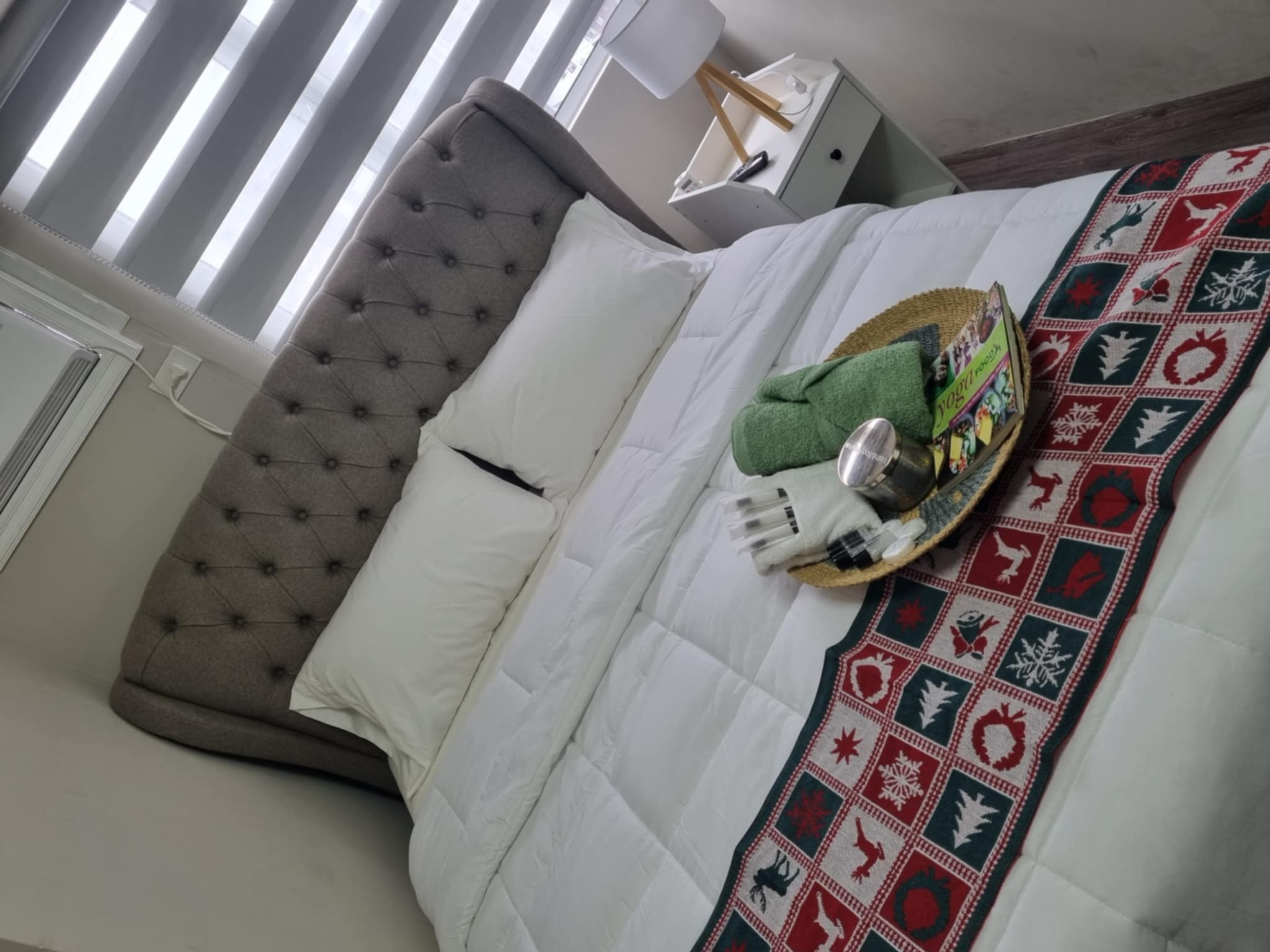 Fully Furnished 1-Bedroom Condo at Avida Turf, BGC Taguig