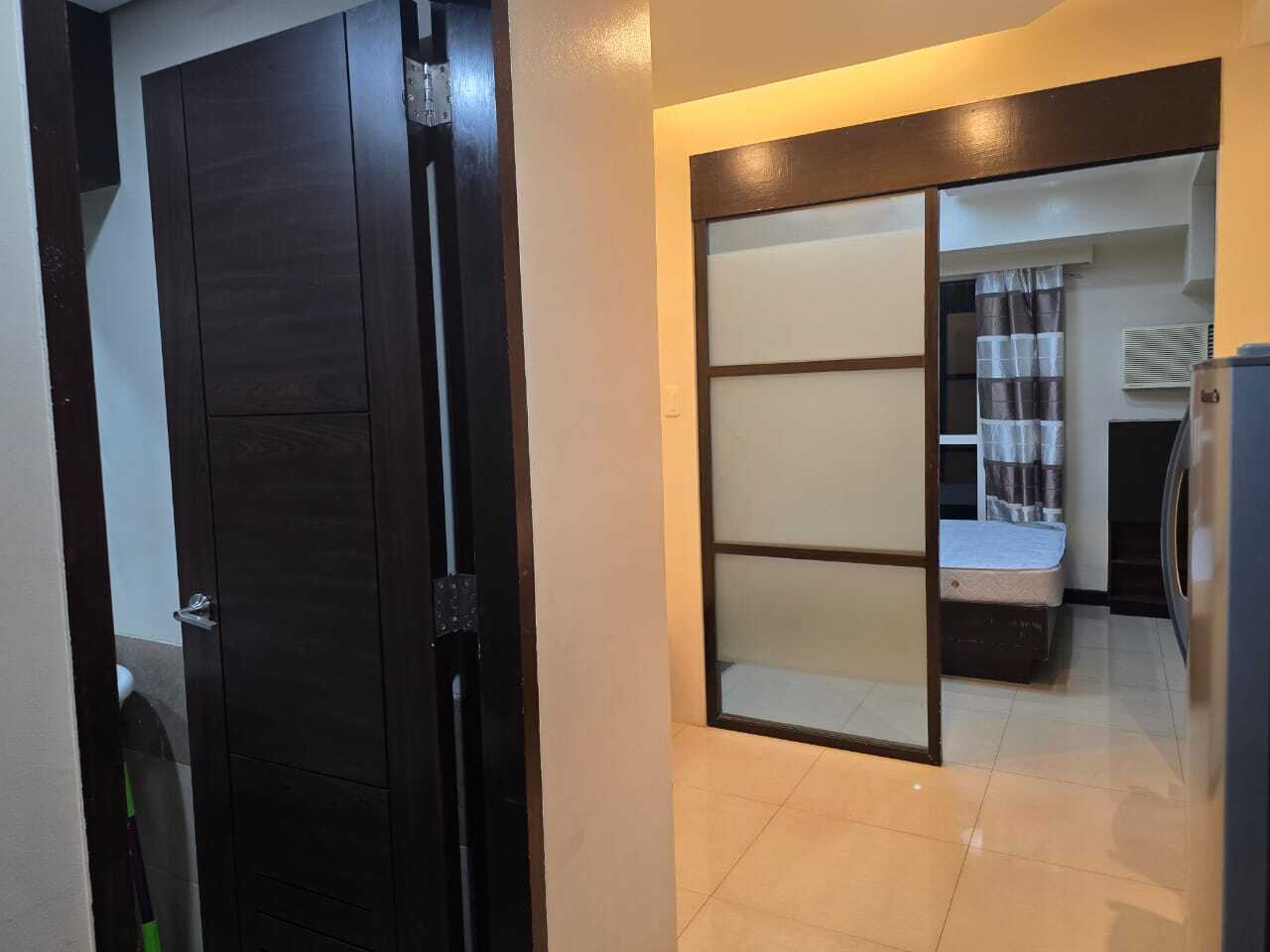 Жабдықталған студиялық пәтер, Axis Residences, Мандалуйонг қаласы