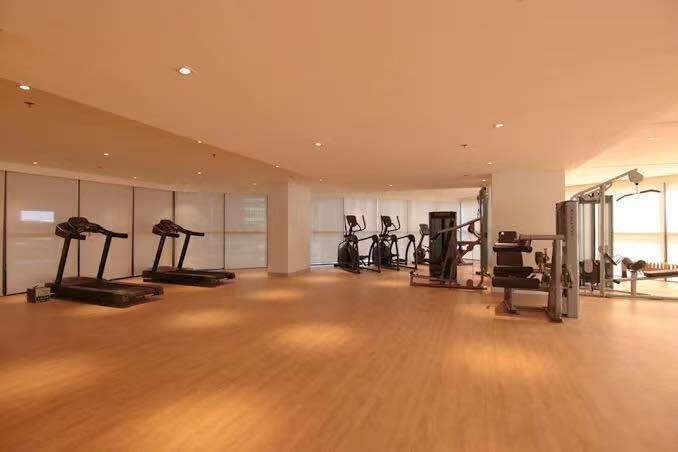 Толық жабдықталған 2 бөлмелі пәтер Uptown Ritz Residences BGC Тагигте
