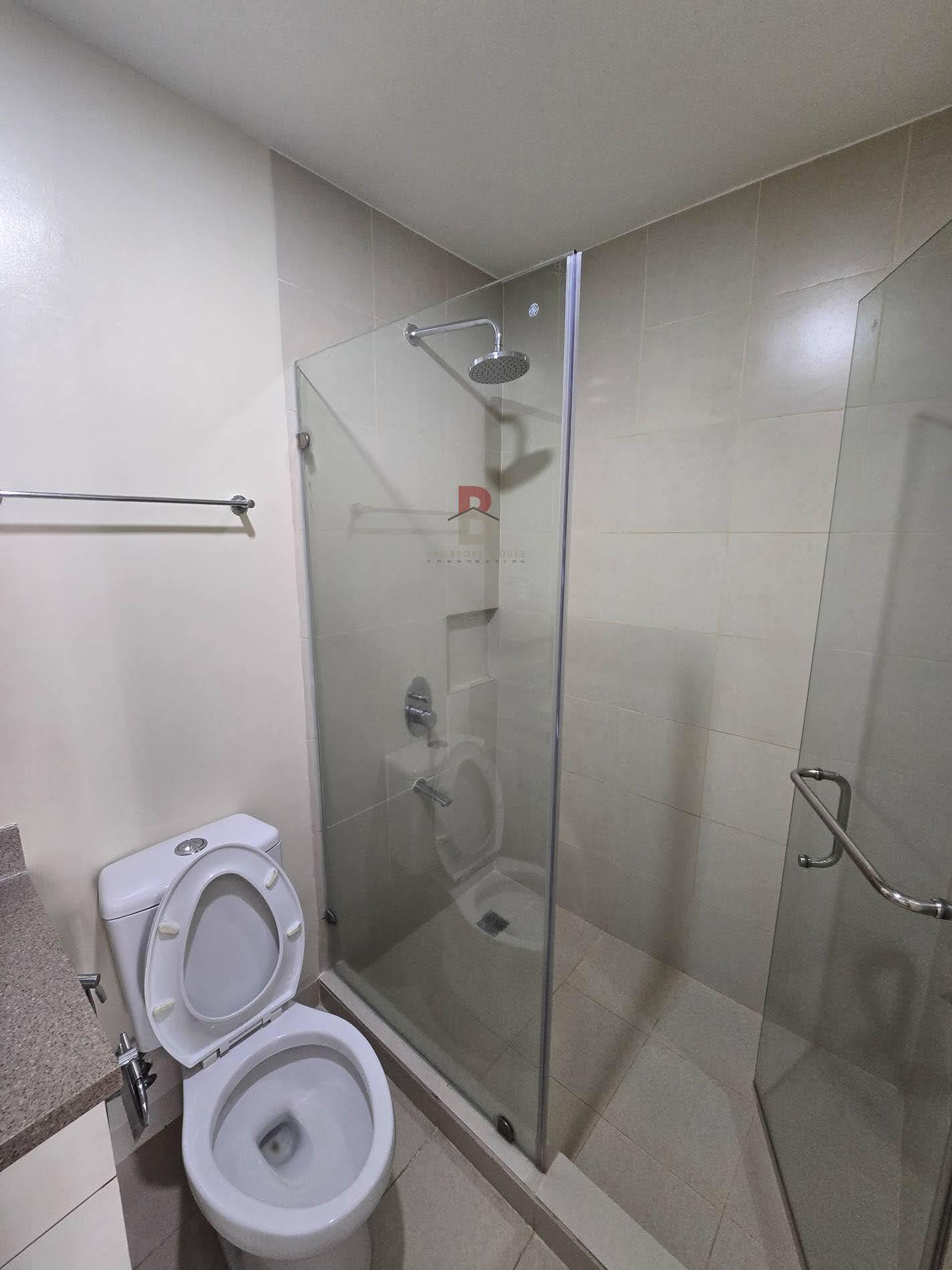 Grove Rockwell Tower D - Пасигтегі кең 3 бөлмелі пәтер