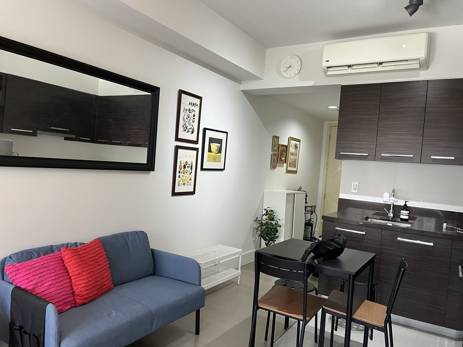 The Proscenium Residences тұрғын үй кешеніндегі студия, Роквелл, Макати