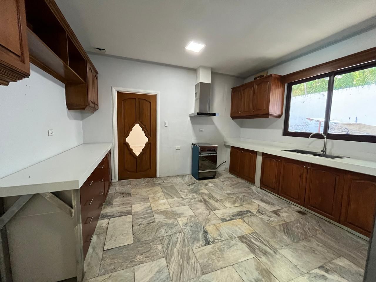 Spacious 3-Bedroom House in Dasmarinas Village, Makati City