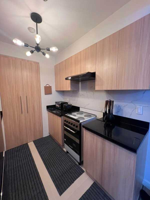 Park Triangle Residences - Толық жабдықталған 1 бөлмелі пәтер Форт Бонифациода