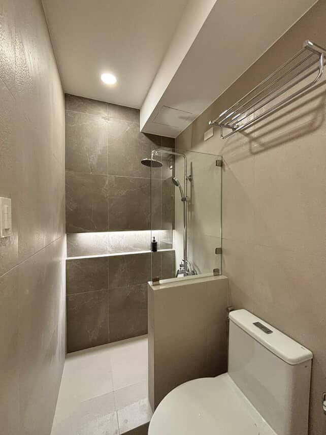 Two Serendra, Almond Tower-дағы толық жабдықталған 1 бөлмелі пәтер