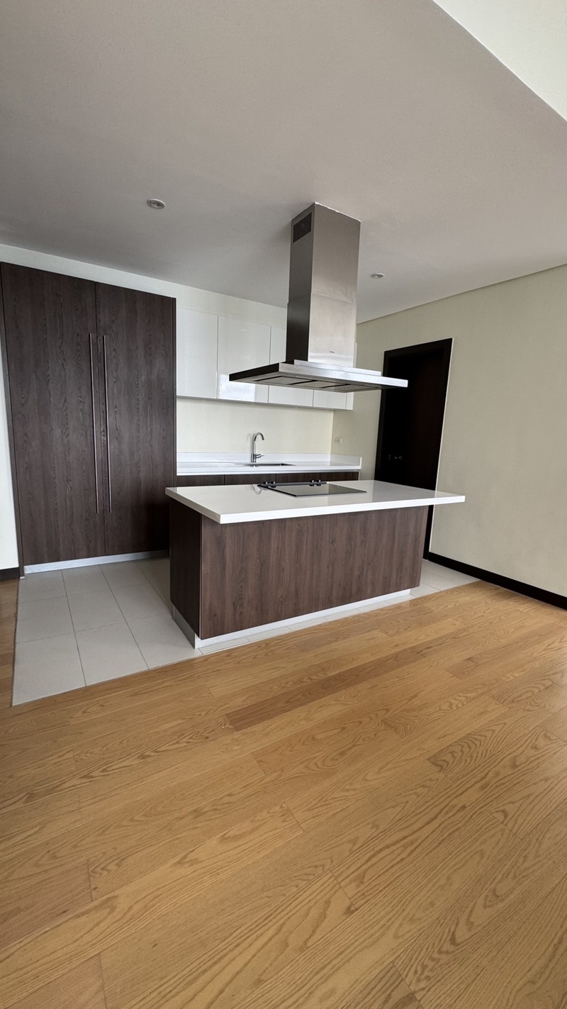 Luxurious 3-Bedroom Apartment at Westin Manila Sonata Place