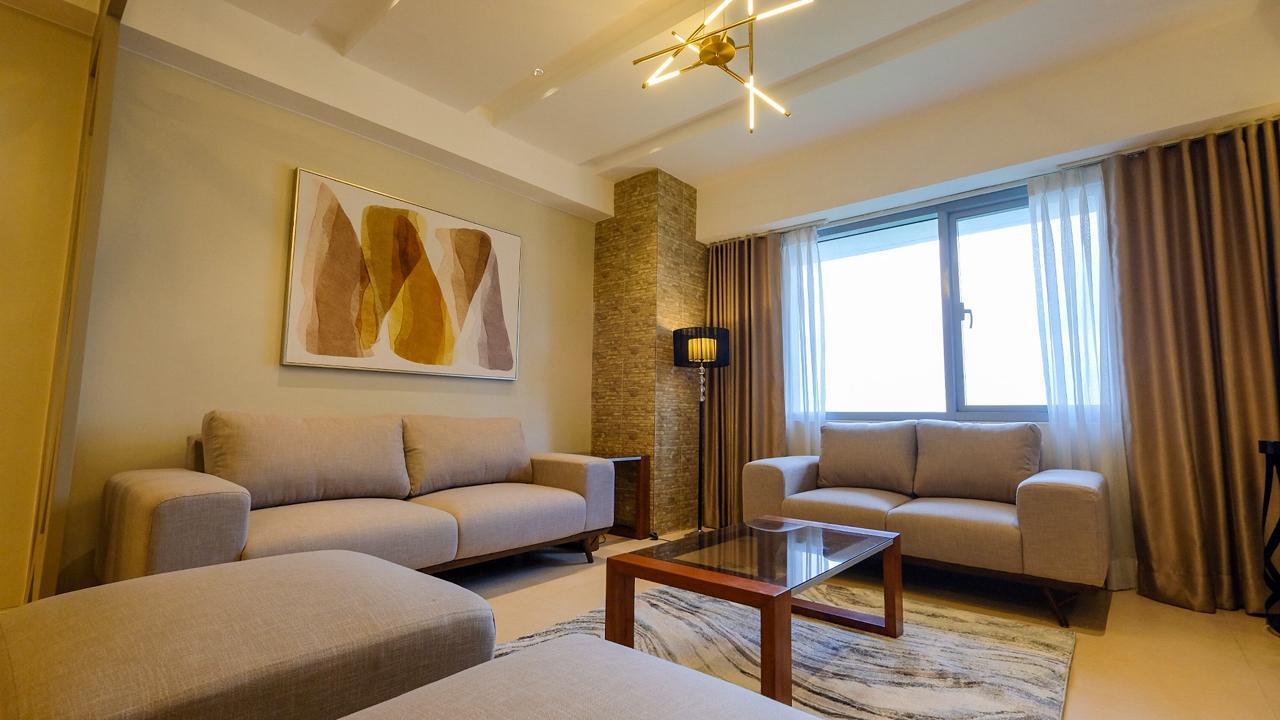 The Infinity, BGC-тегі 2 бөлмелі люкс пәтер, тұрақ орыны бар