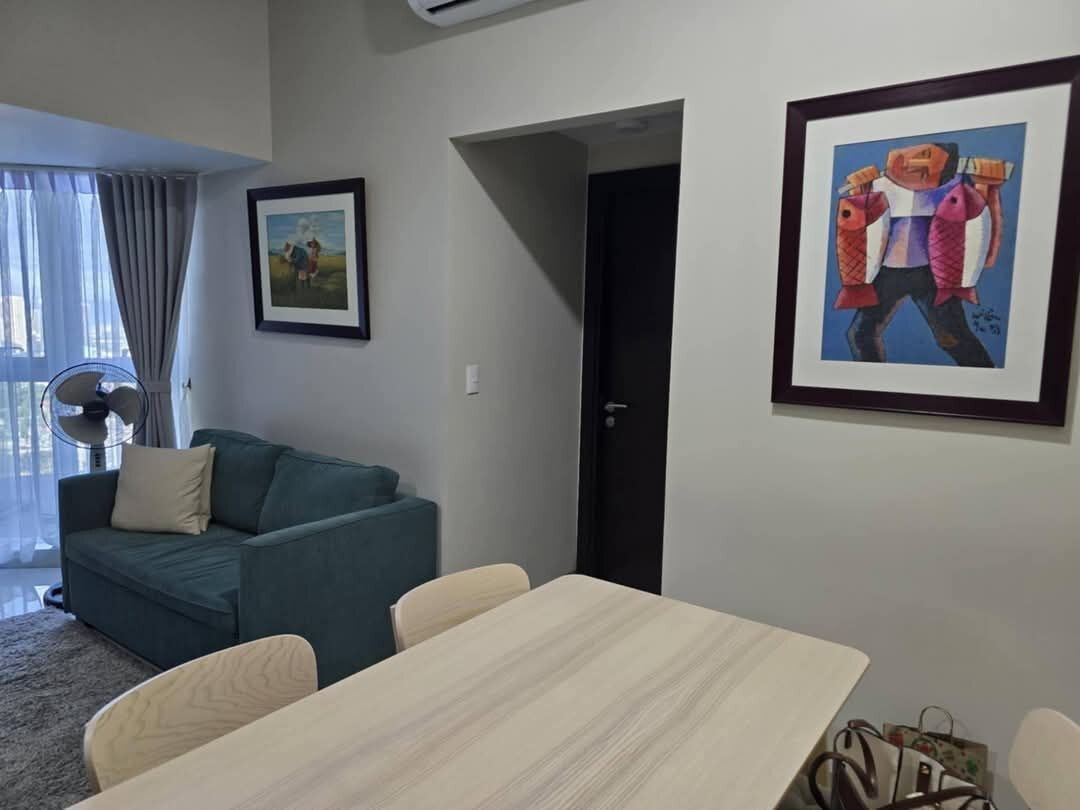 Spacious 2-Bedroom Unit in Uptown Parksuites Tower 2, BGC