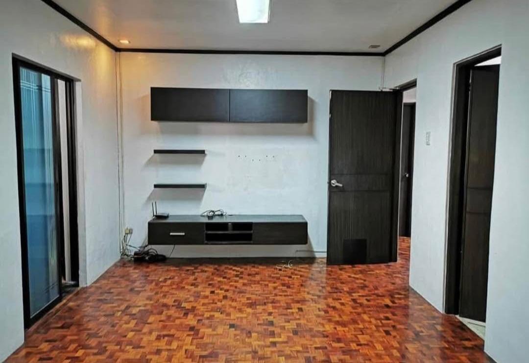 3-спальний бунгало з мансардою в B.F. Homes, місто Паранаке