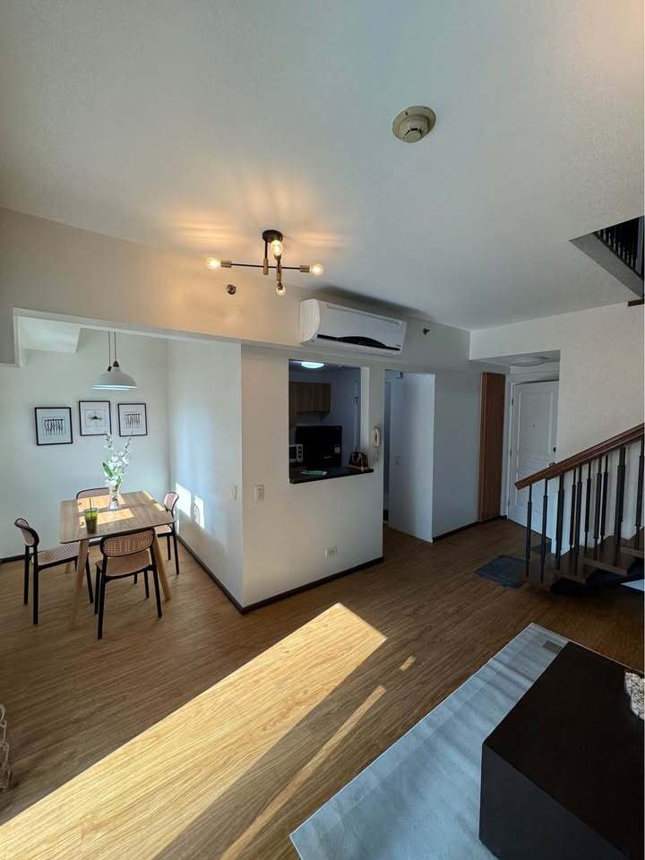Тагиг қаласындағы Two Serendra Encino екі бөлмелі жиһазданған пәтер