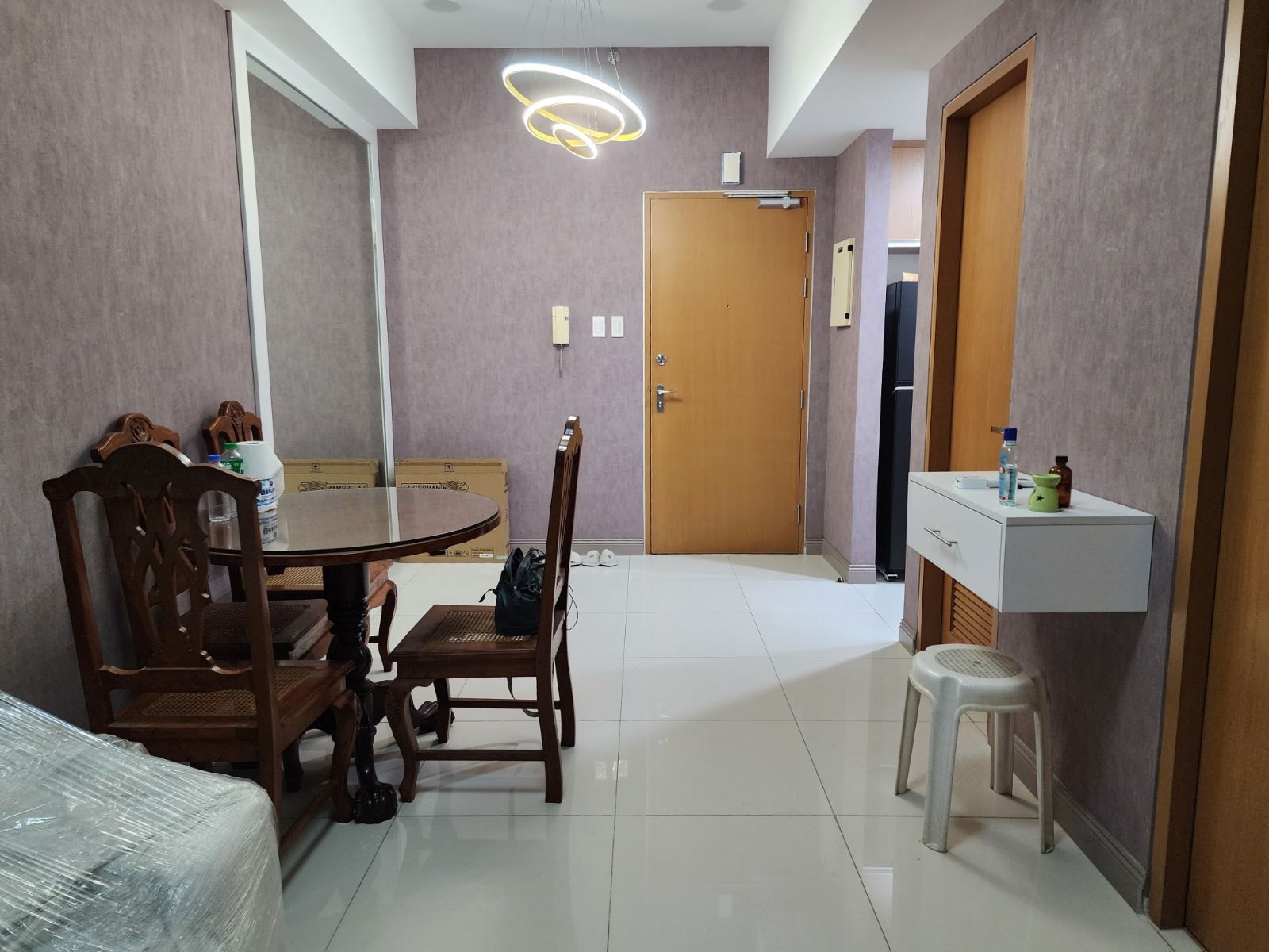 Madison Park West 1 Bedroom Apartment