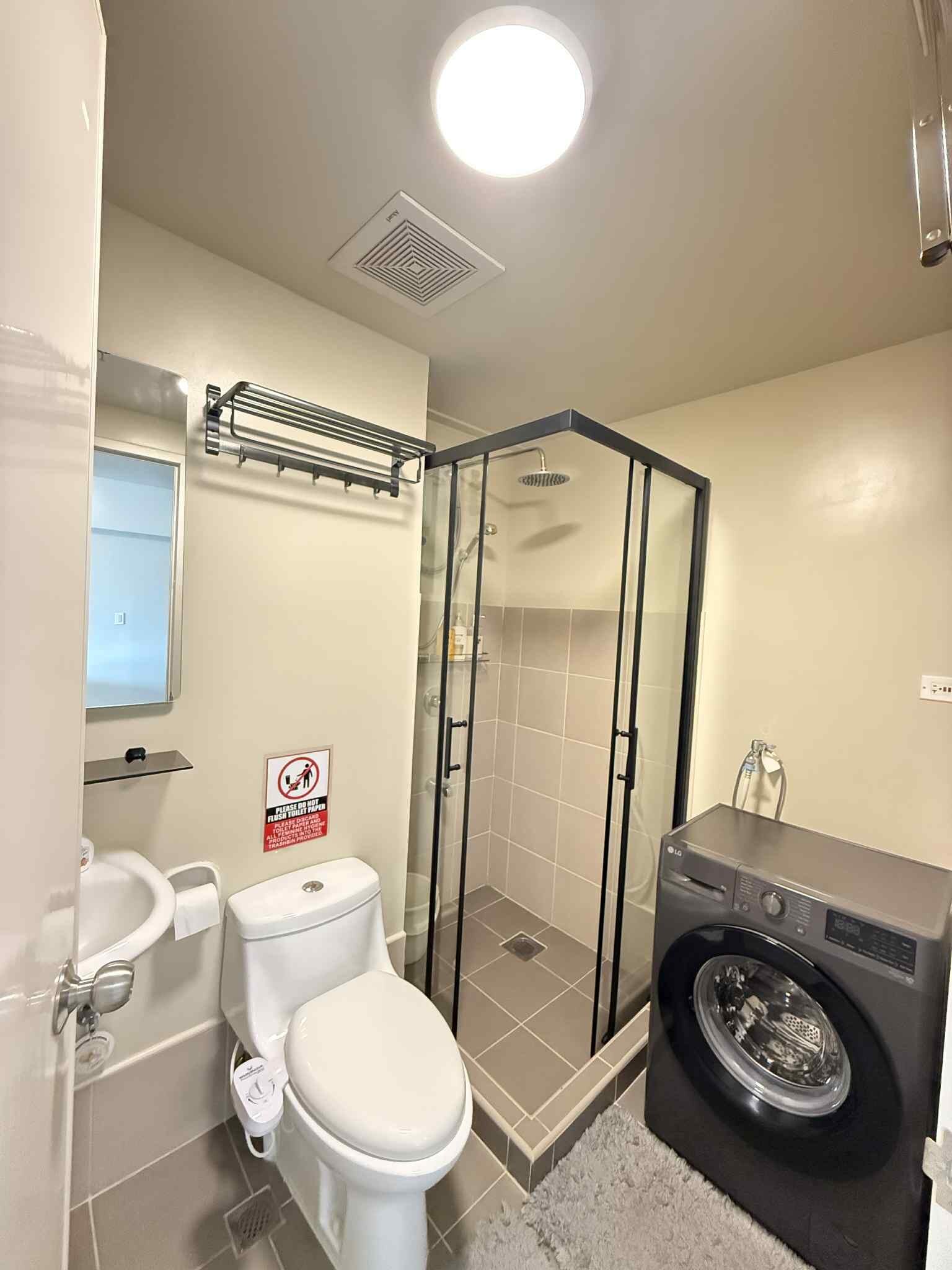 1 Bedroom Fully Furnished Apartment in Avida Turf Tower 2, Taguig City