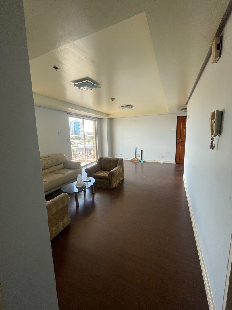 McKinley Garden Villas, BGC, Тагиг қаласындағы 2 бөлмелі толық жабдықталған пәтер