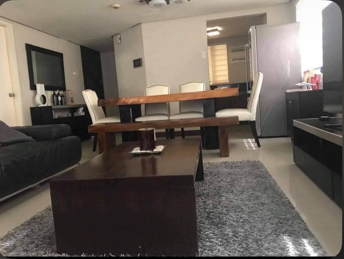 Tuscany Private Estate-тегі 2 бөлмелі бұрыштық лофт пәтер