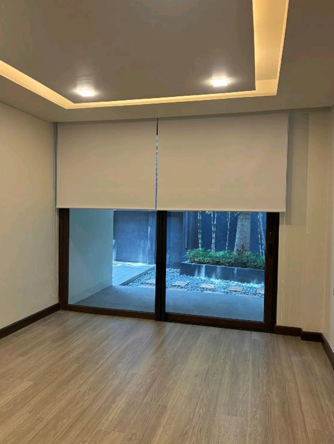 Urdaneta Village Makati Bungalow - Luxurious 4-Bedroom Property with Pool