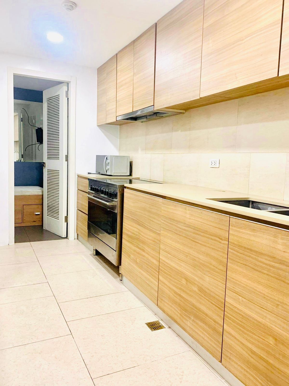 Luxurious 2 Bedroom Condo at One Shangrila Place, Ortigas Center