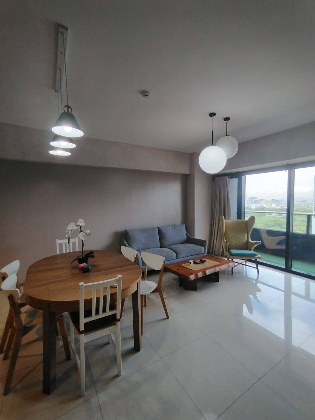 1 Bedroom Spacious Apartment in BGC, Taguig with City View