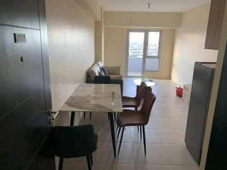 Spacious 2-Bathroom Apartment with City View