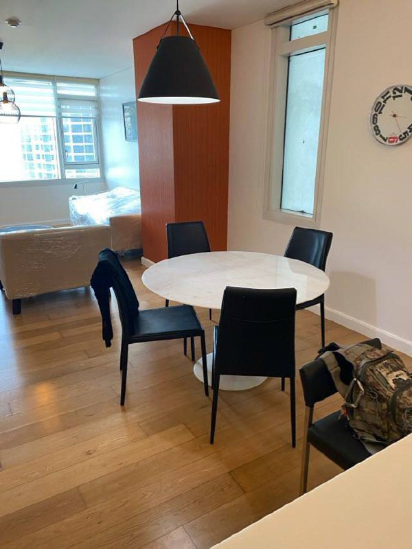 Жабдықталған 1 бөлмелі Park Terraces Tower 1 пәтері, балконмен және автотұрақпен