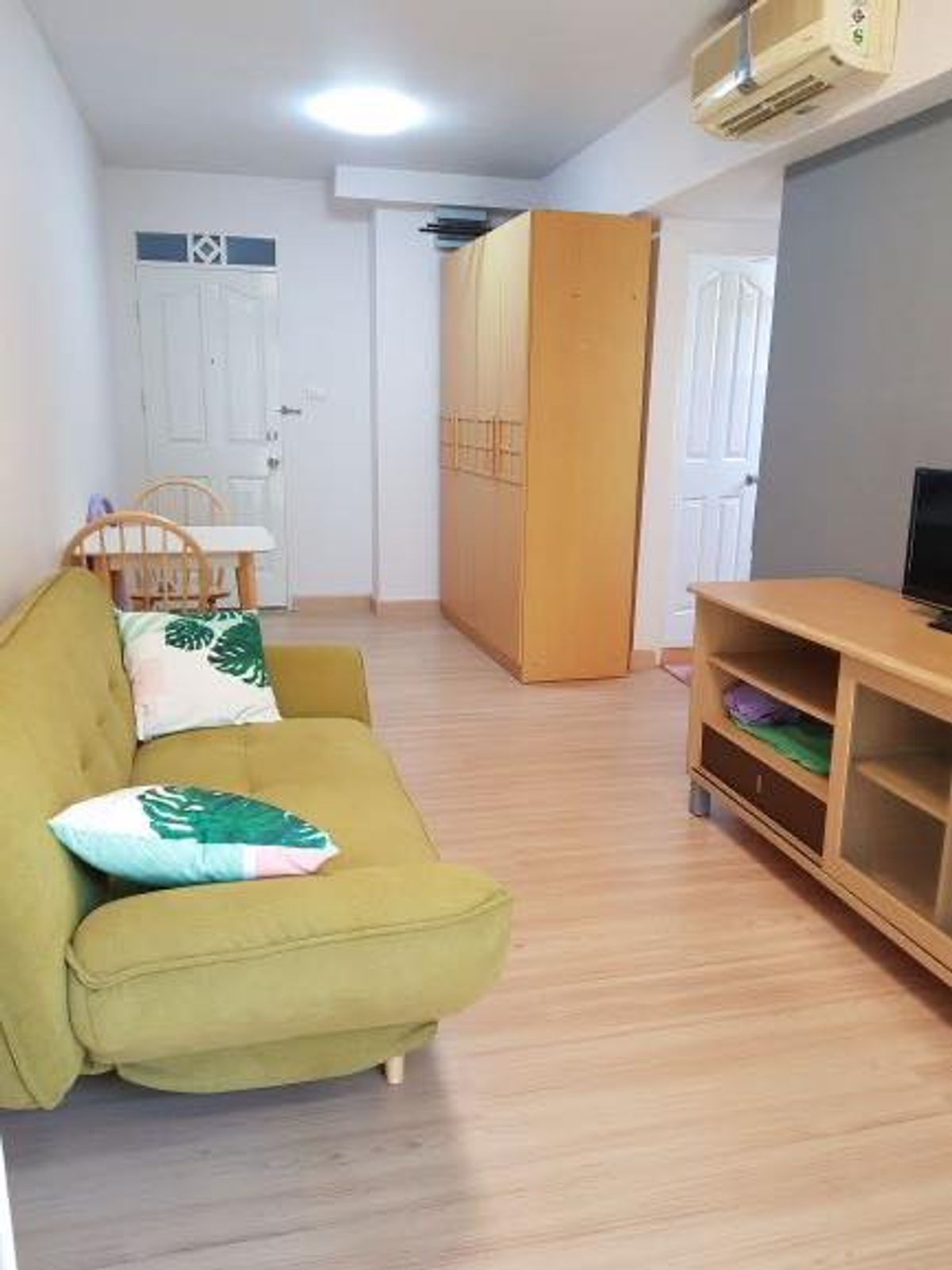 City Home Ratchada 10 - MRT Huai Khwang маңындағы 1 бөлмелі пәтер