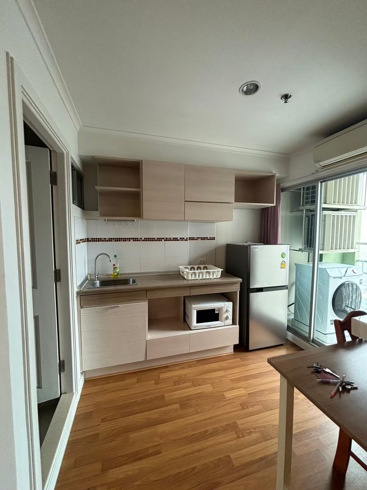 Lumpiny Place Rama 4-Kluai Namthai: Compact 1-Bedroom Apartment