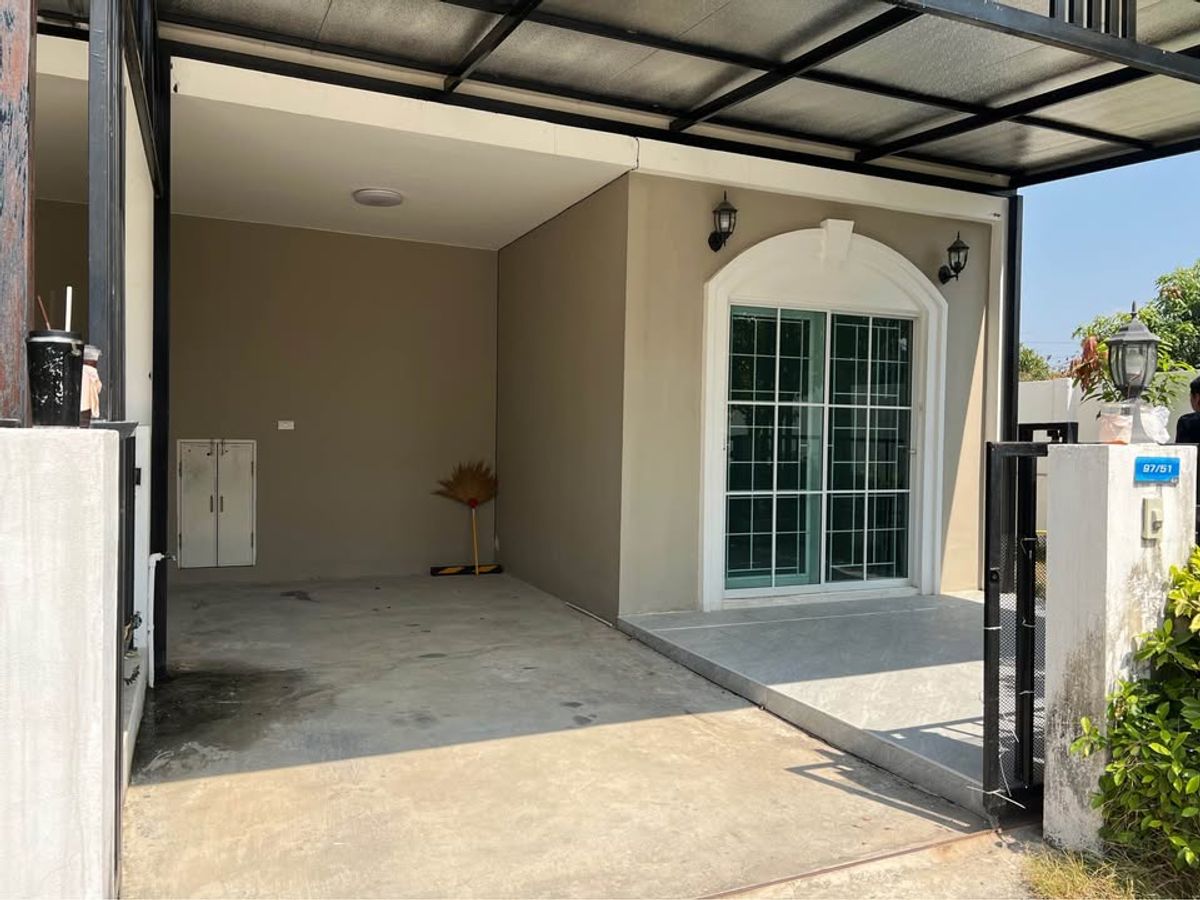 2-Story Townhouse near Lat Krabang, Onnut Project