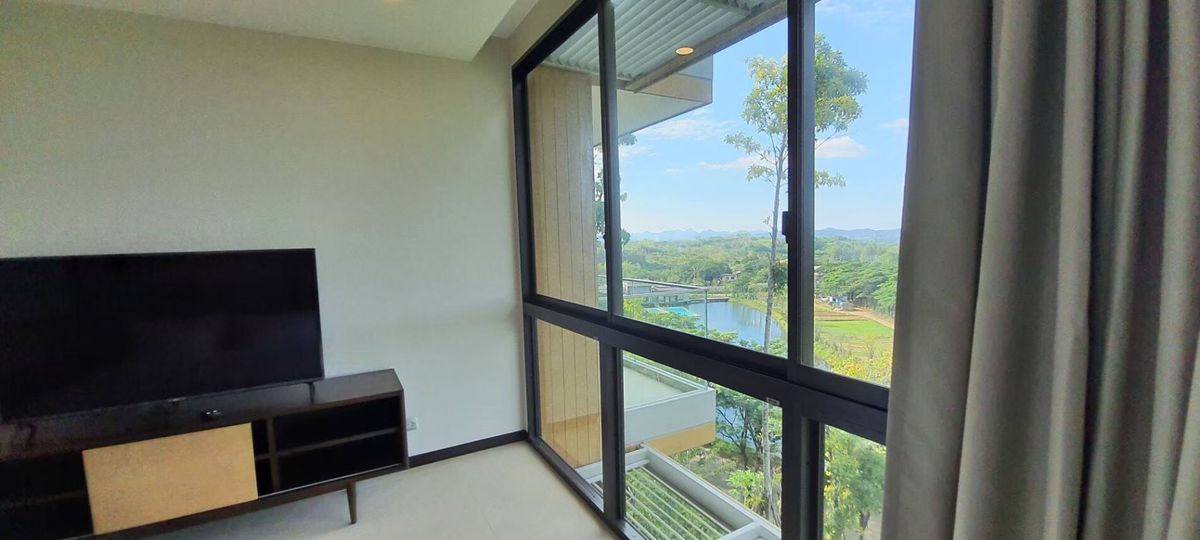 Swan Lake Khaoyai Condo near Chokchai Farm