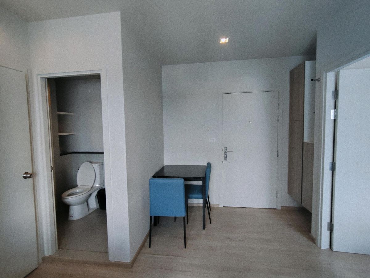 Corner Studio Apartment at EScent Condo near Central Khon Kaen