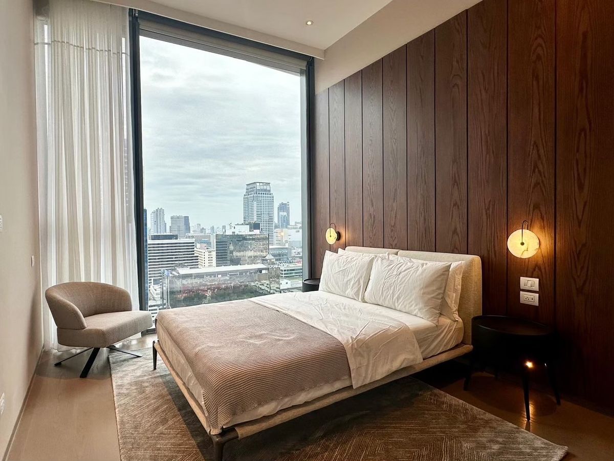 Luxury 2-Bedroom Apartment at Scope Langsuan - Fully Furnished Premium Unit