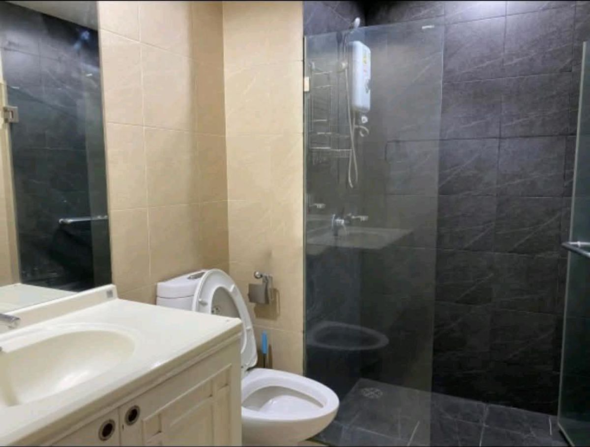 The Station Sathorn Bangrak Condo - 38 sq.m. Studio on 10th Floor