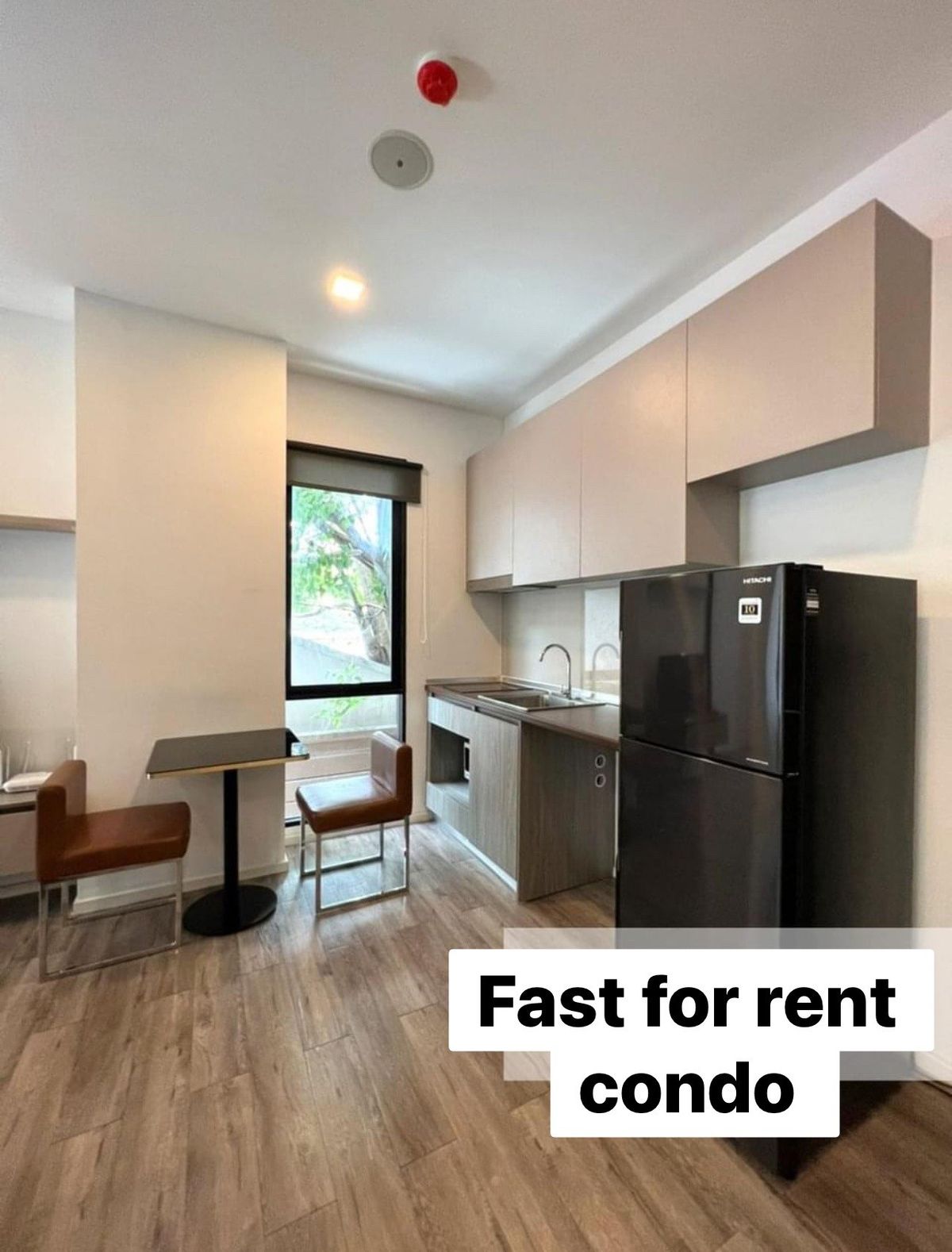 2 Bedroom Corner Condo at Brown Ratchada 32, Fully Furnished