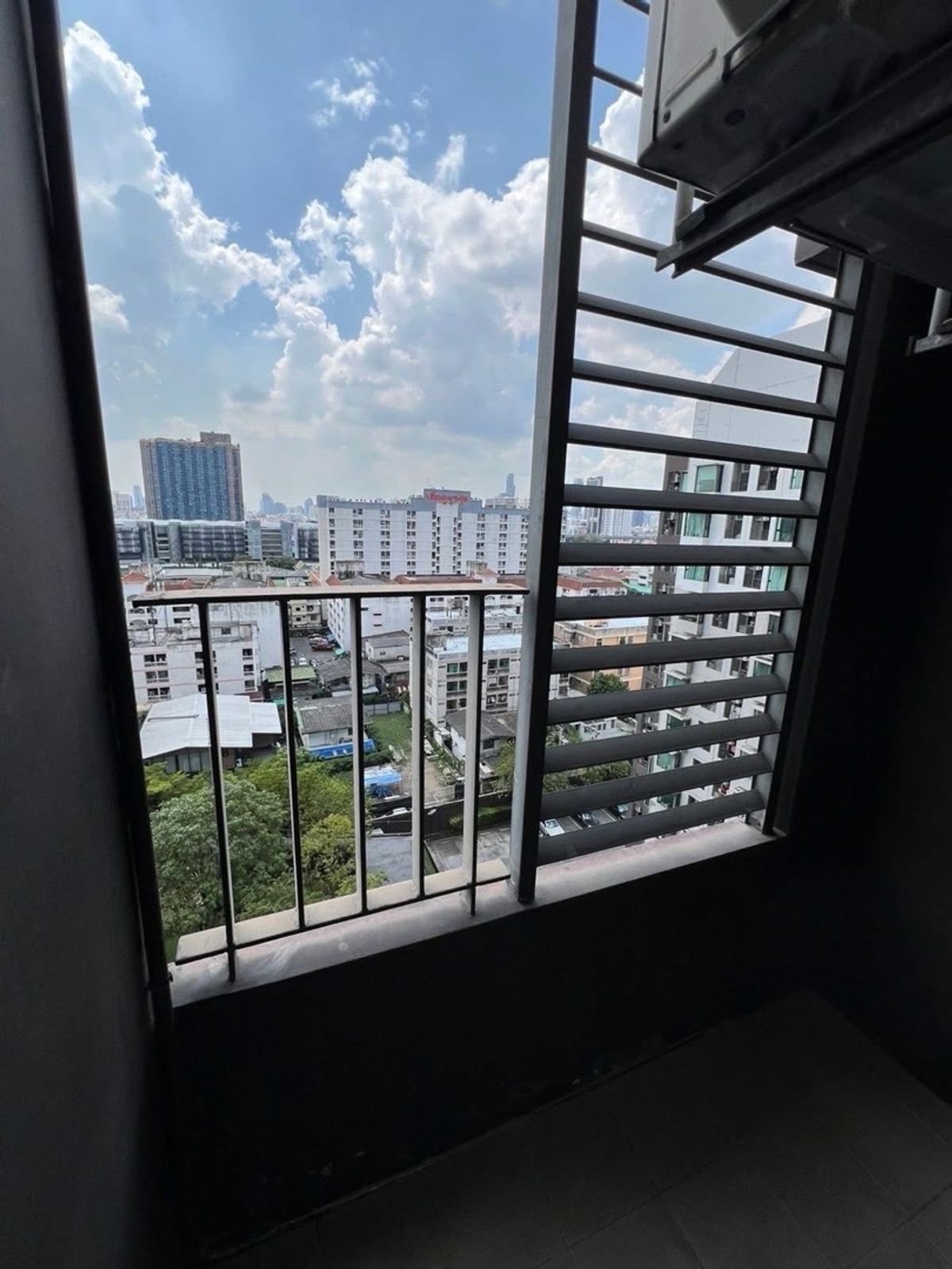 Fuse Mobius Ramkhamhaeng Compact Studio Apartment