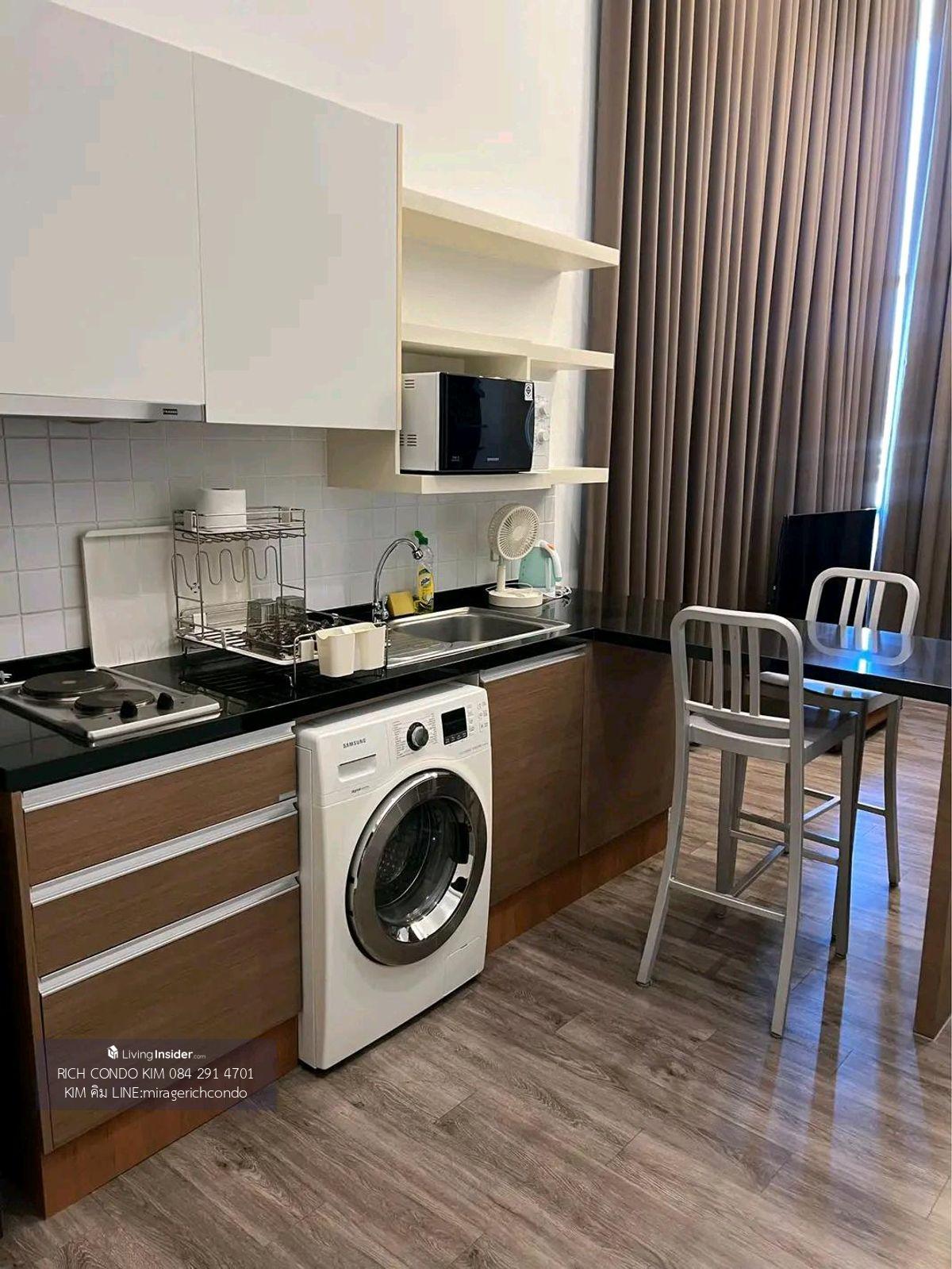 The Seed Musee Corner Room - Spacious 1 Bedroom Condo in Sukhumvit 26