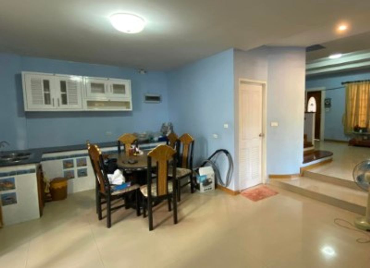 3-Bedroom House with Security and Premium Features
