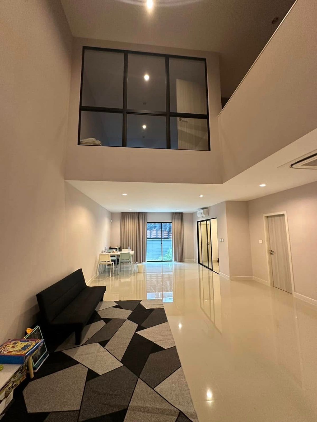 Premium Townhome 3 Storey - Nirvana Define Srinakarin-Rama 9