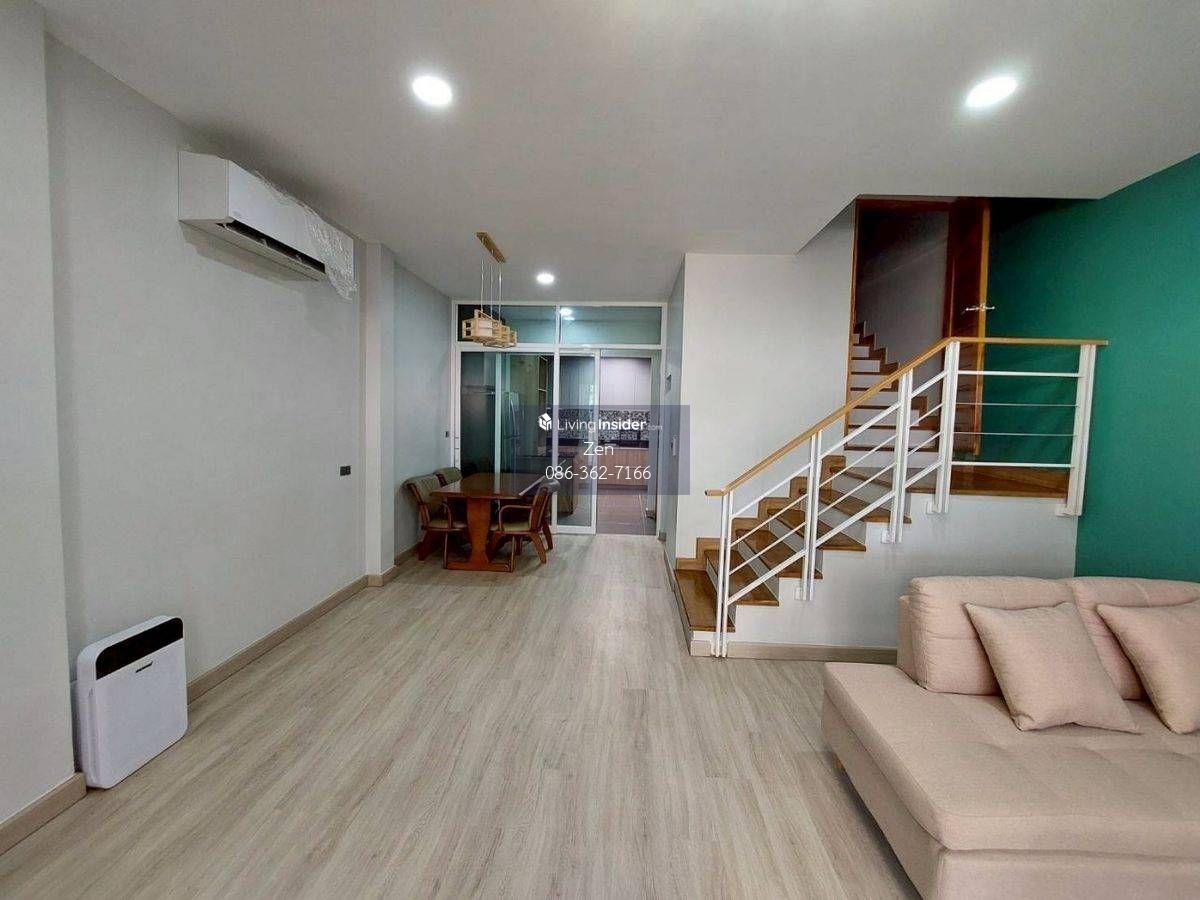 Twin House near King Mongkuts University of Technology Thonburi