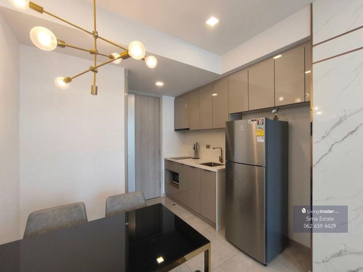 Spacious 2-Bedroom Condo near MRT Rama 9