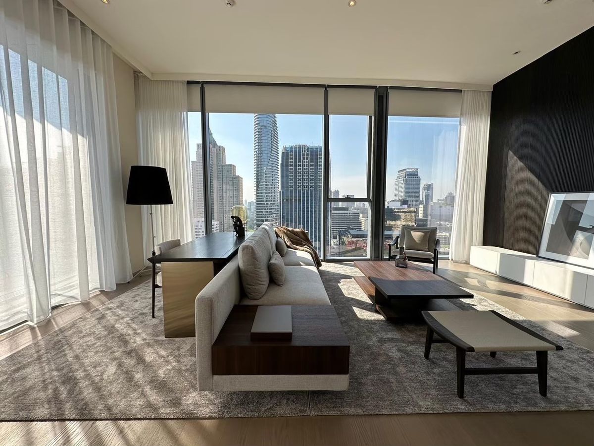 Luxury 2-Bedroom Apartment at Scope Langsuan - Fully Furnished Premium Unit