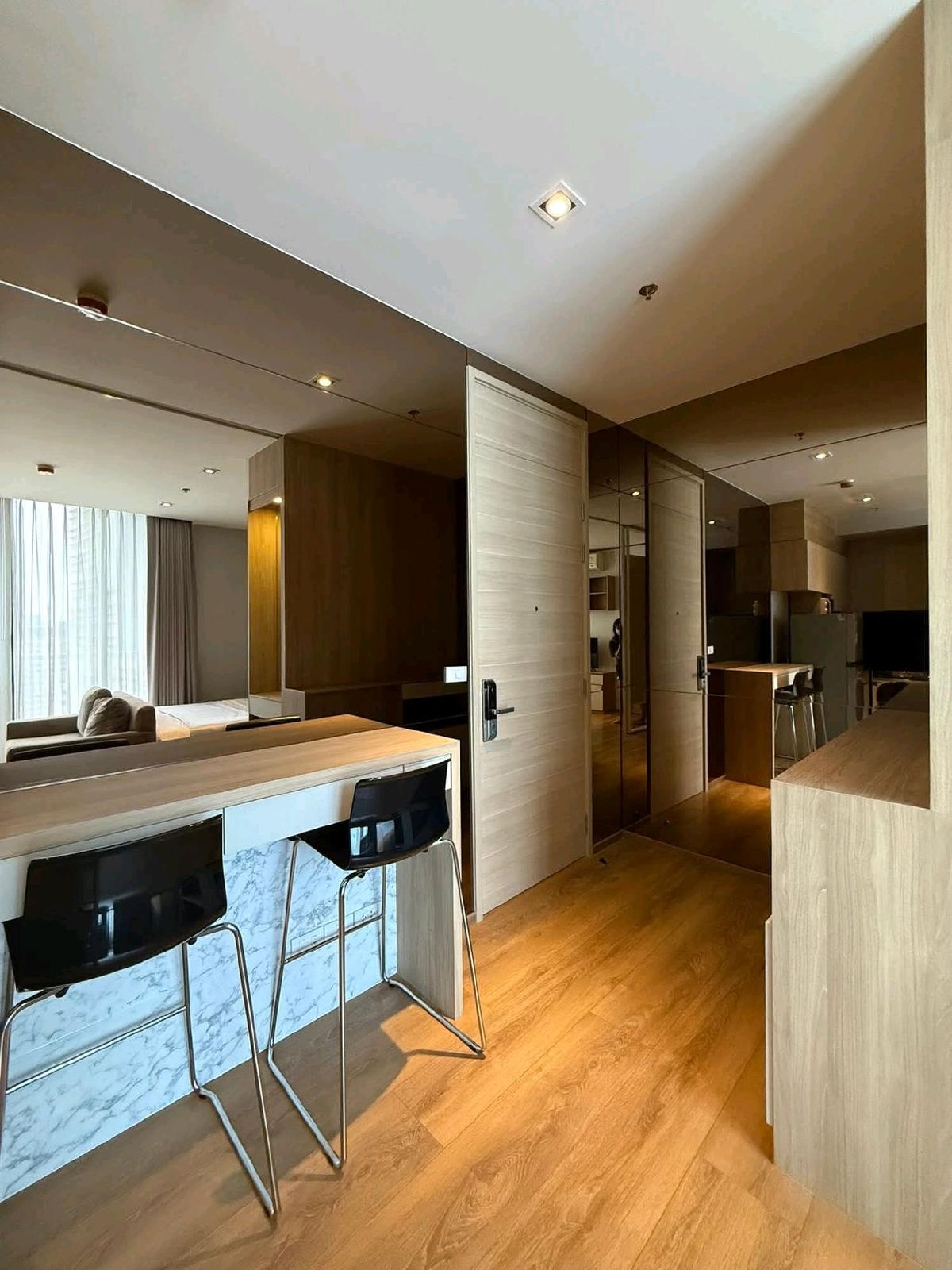 Park 24 / Park Origin Phong Phong - Furnished Apartment Near BTS