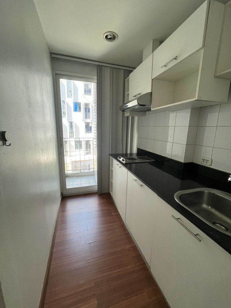 Diamond Ratchada City Plus Condo near MRT Huai Khwang