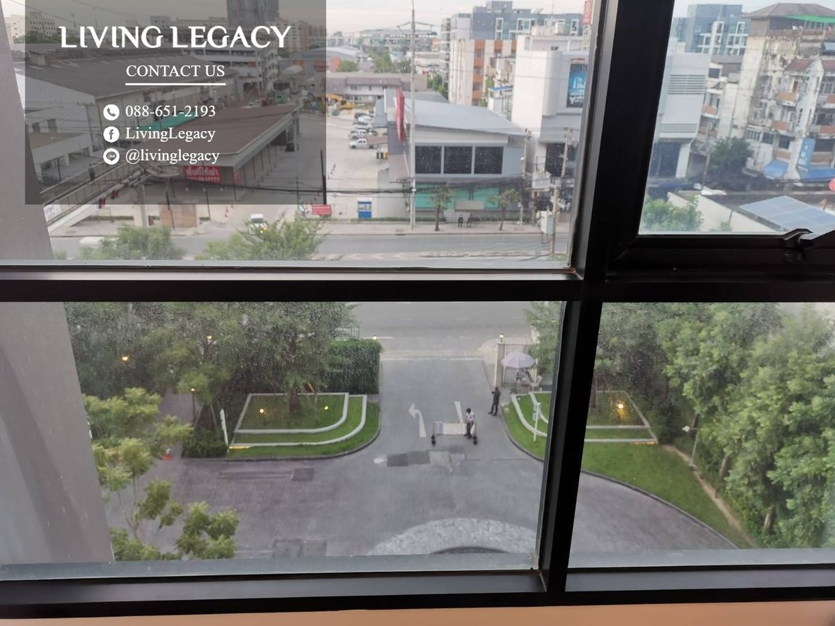 KnightsBridge Collage Ramkhamhaeng Studio Apartment