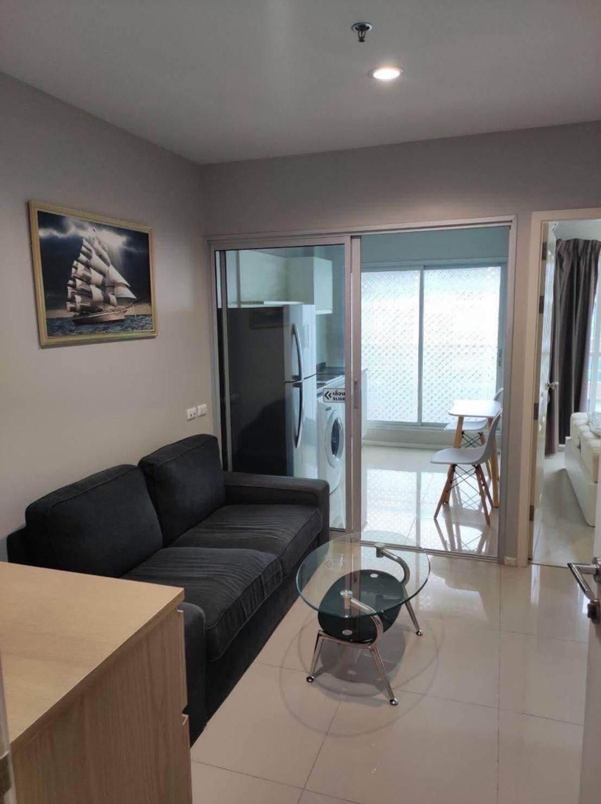 Aspire Rama 9 - Compact Modern Apartment