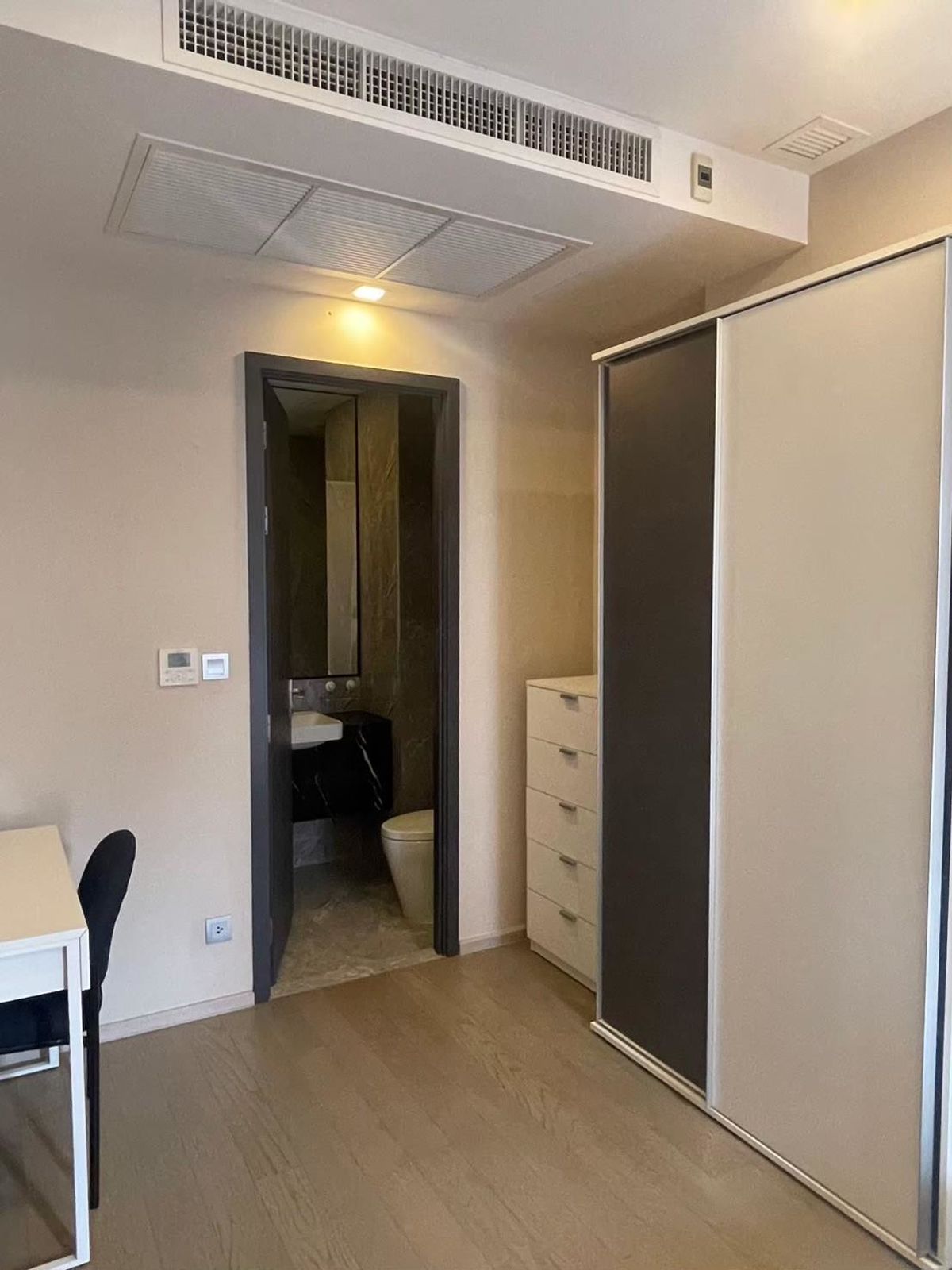 Ashton Asoke: Fully Furnished 1-Bedroom Condo