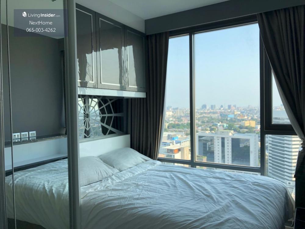 Rhythm Sukhumvit 42 - Fully Furnished 2 Bedroom Near BTS Ekkamai