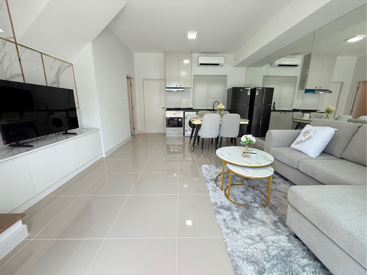 Pleno Sukhumvit-Bang Na 2 Townhome - Near Mega Bangna