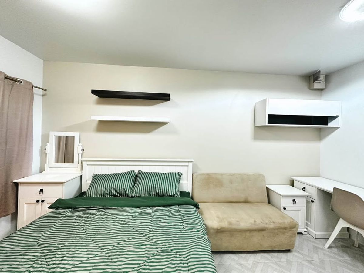 Studio Condo at Plum Condo Lat Phrao 101