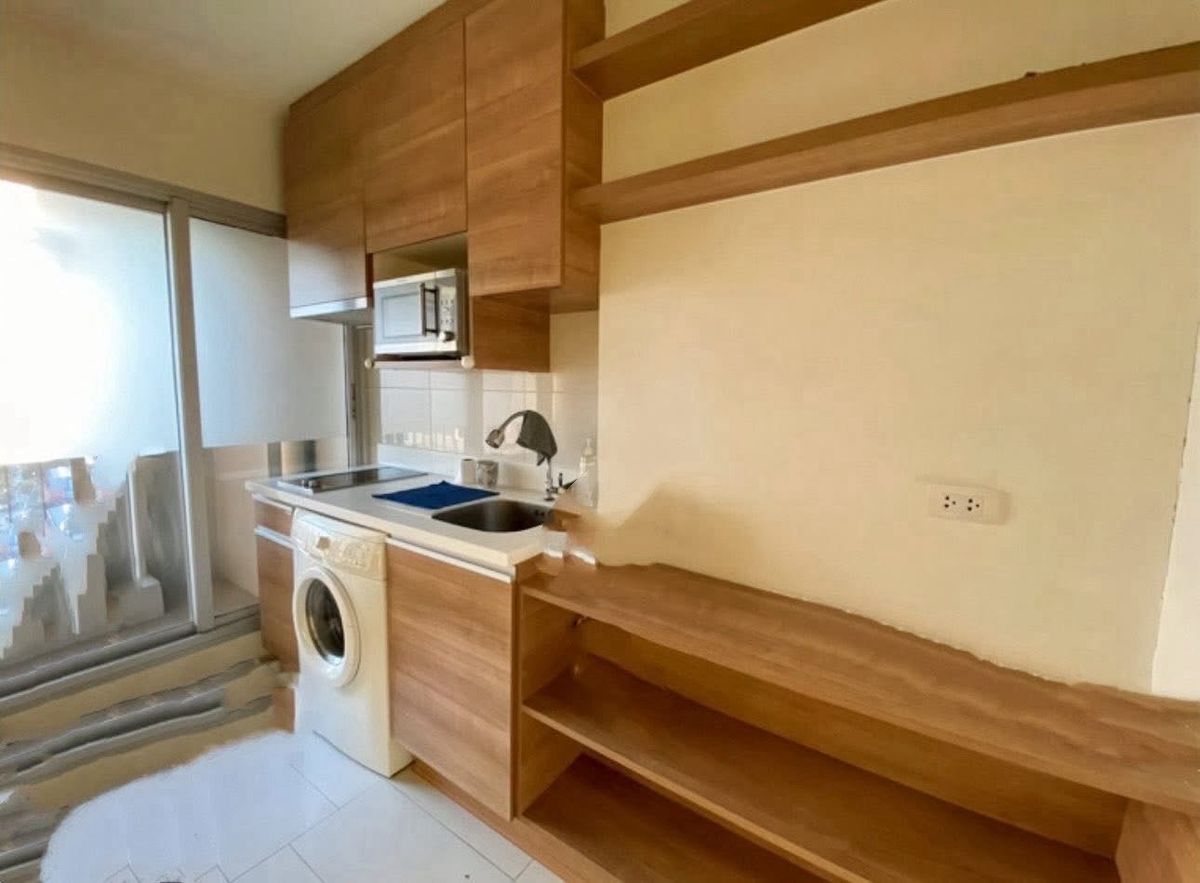 Rhythm Huai Khwang - 46 SQM Apartment near MRT