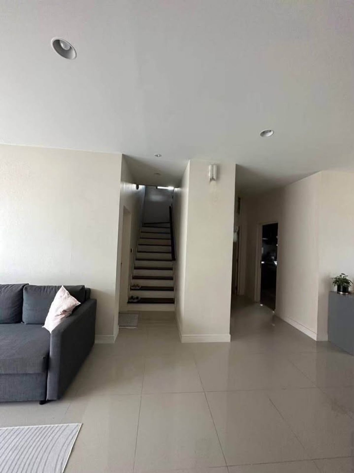 Fully Furnished Single Home near ARL Thap Chang Station