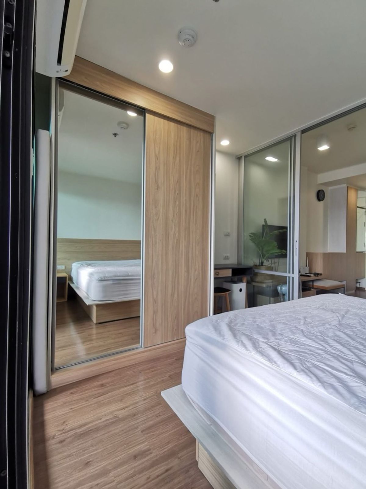 1-кімнатна квартира на набережній у Judi Light Residence, Рама 3