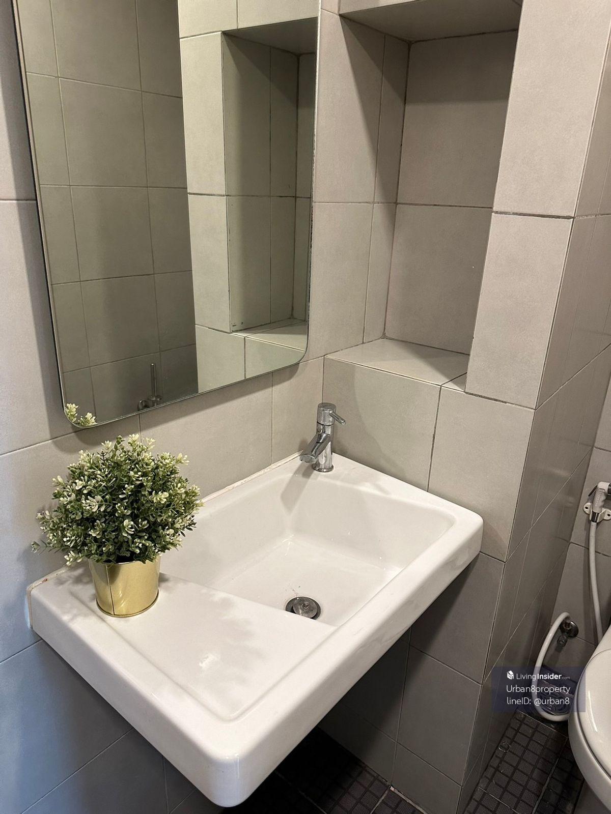 Studio Apartment at Elio Delray Sukhumvit64